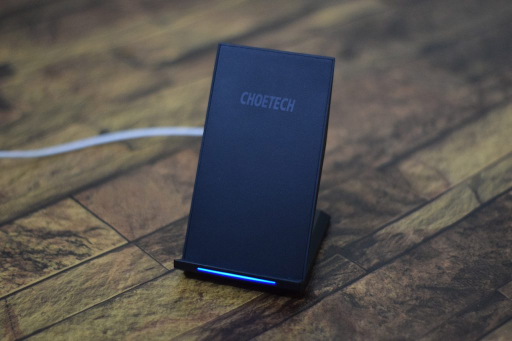 CHOETECH T520 QI Fast Wireless Charger Review Design